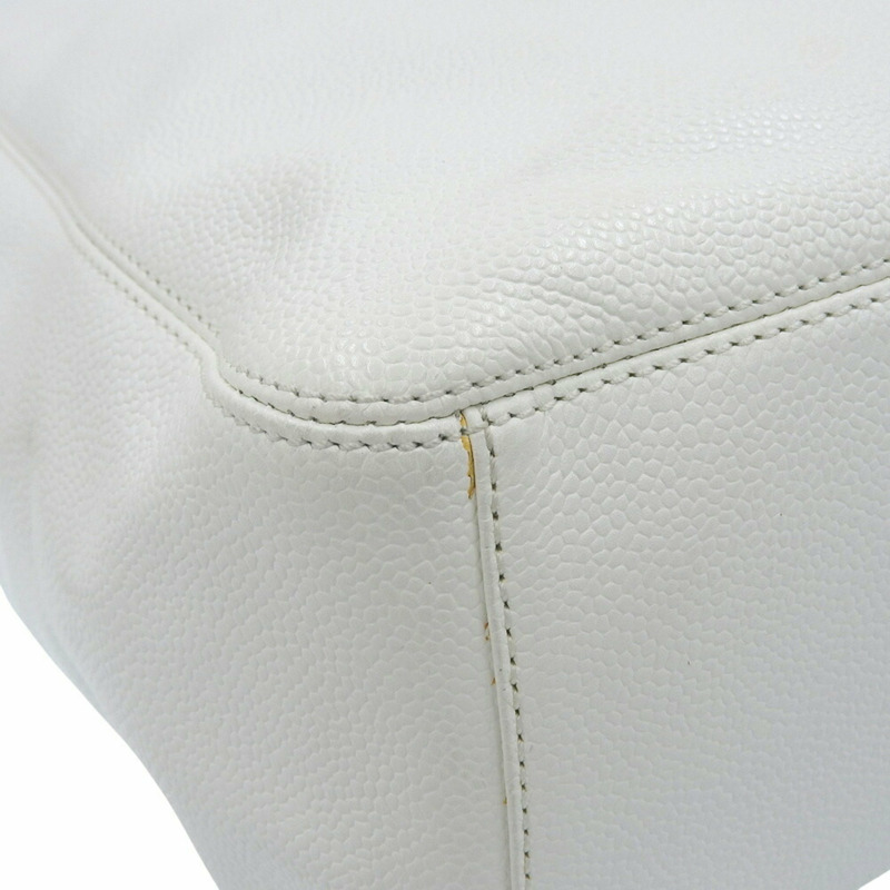 香奈兒 5 號托特包，手提包，木質手柄，魚子醬皮，白色-3