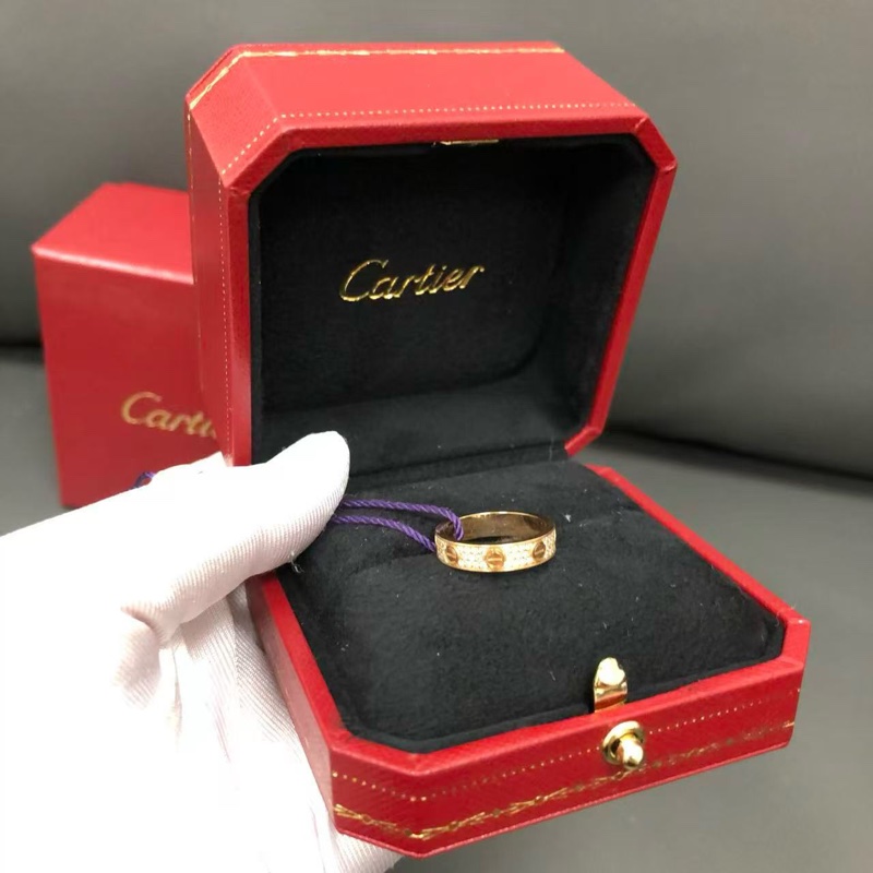 Cartier卡地亞Love滿鑽玫瑰金寬版48號戒指，2017年購入-1