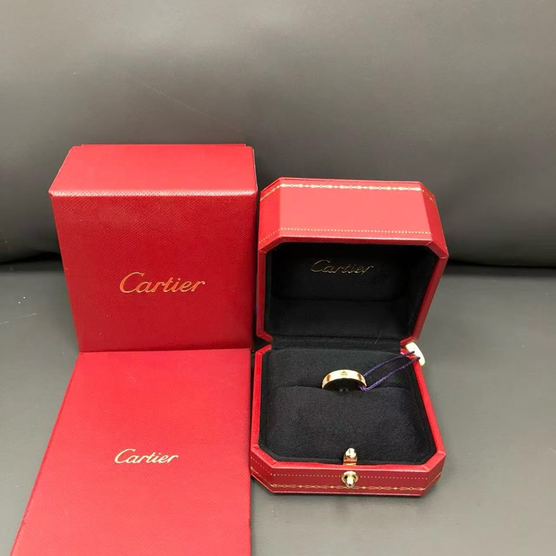 Cartier卡地亞Love滿鑽玫瑰金寬版48號戒指，2017年購入-6