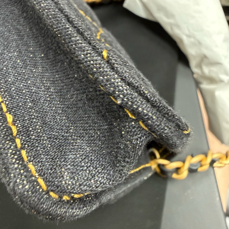Chanel 深色牛仔鏈條短夾-10