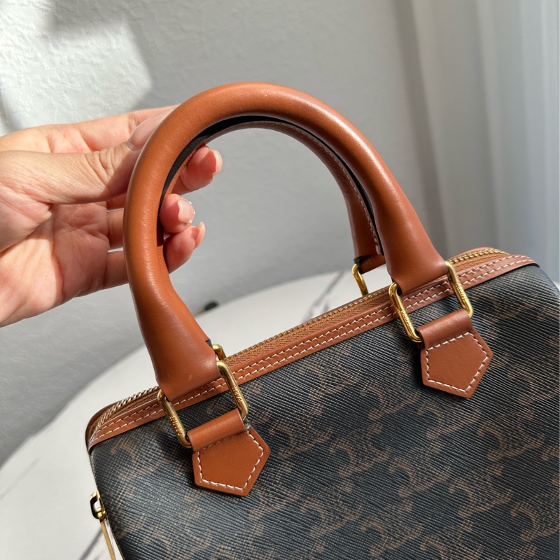 Celine 波士頓老花斜背包 很好看-11