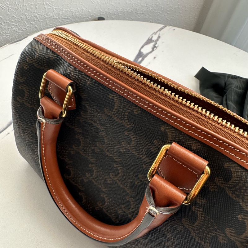 Celine 波士頓老花斜背包 很好看-13