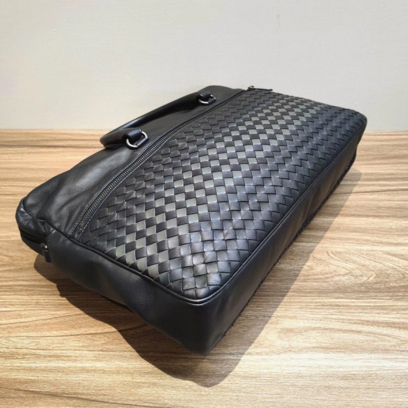 BV 黑色經典編織手提公事包40*27*7 98新配件塵袋-2