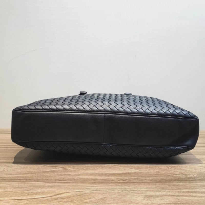 BV 黑色經典編織手提公事包40*27*7 98新配件塵袋-3