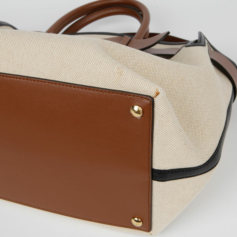 BURBERRY 中型托特單肩包 8014808-9