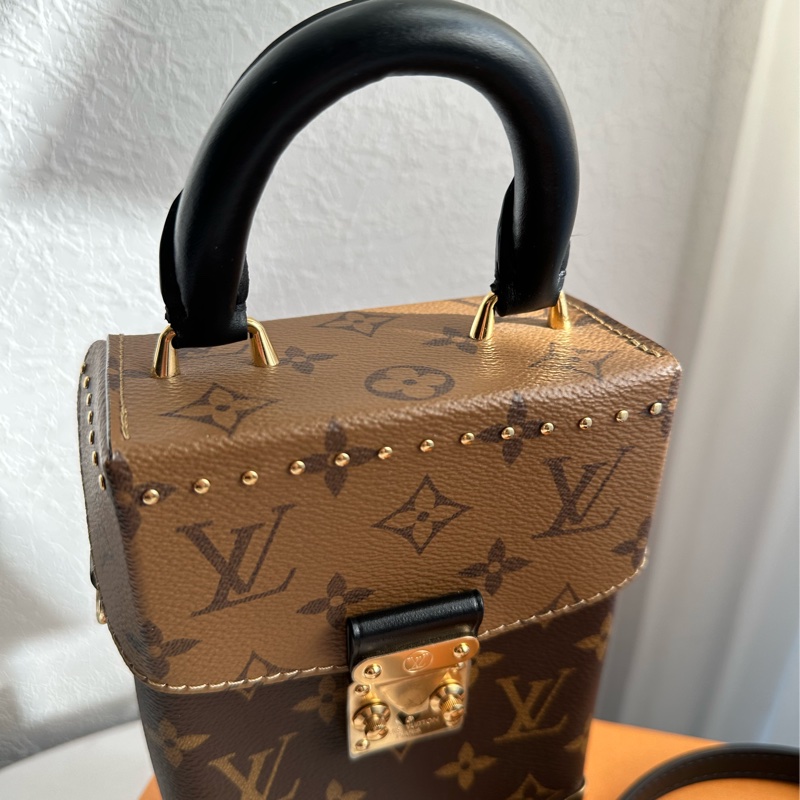 Lv手提雙色手機包盒包很好看🥰🥰🥰箱包-1