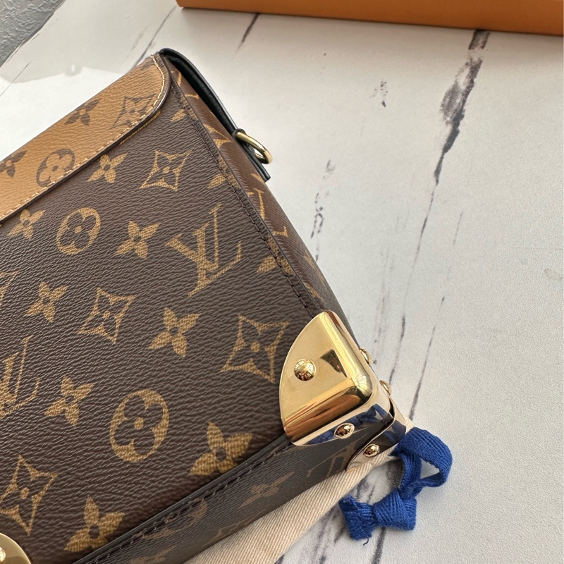 Lv手提雙色手機包盒包很好看🥰🥰🥰箱包-13