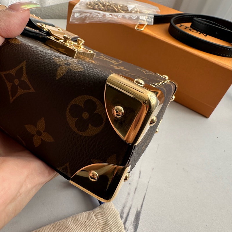 Lv手提雙色手機包盒包很好看🥰🥰🥰箱包-16