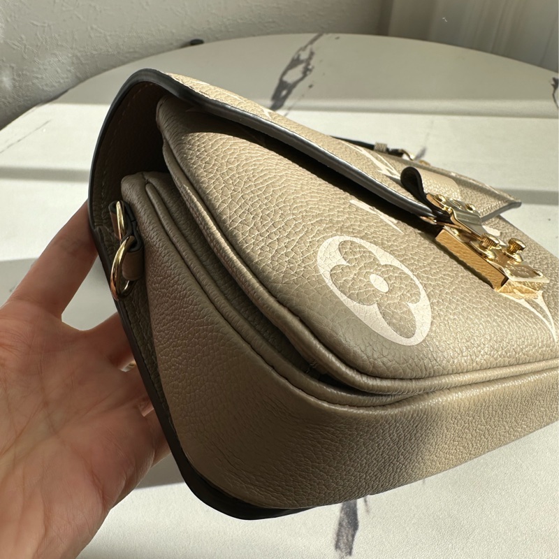 Lv斑鳩灰法棍包🌟🌟🌟雙背帶-1