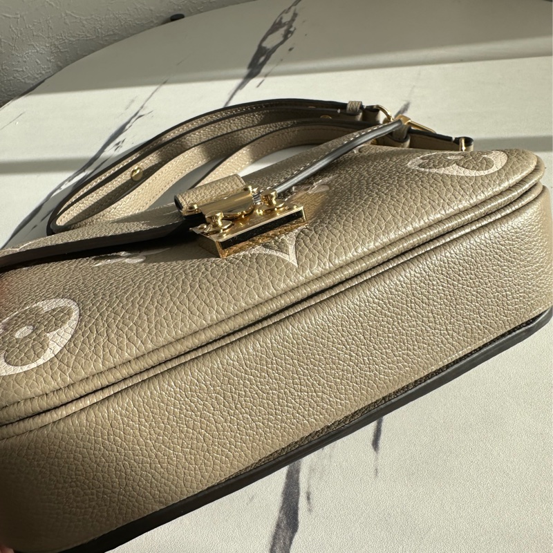 Lv斑鳩灰法棍包🌟🌟🌟雙背帶-2