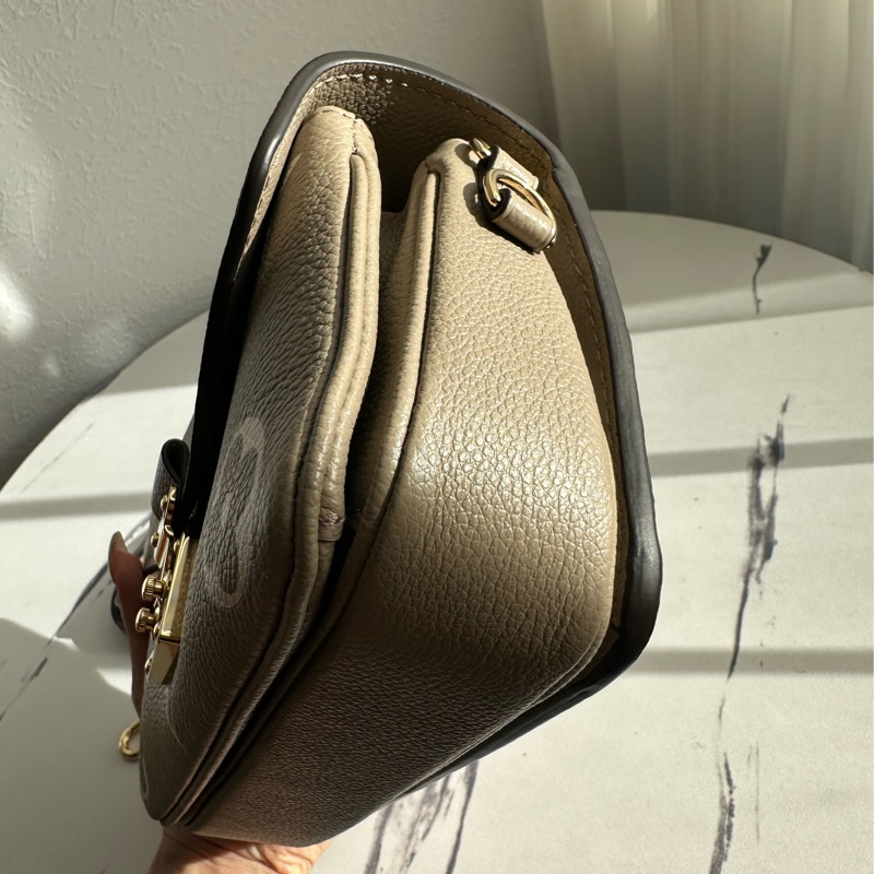 Lv斑鳩灰法棍包🌟🌟🌟雙背帶-3