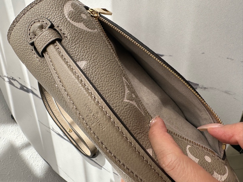 Lv斑鳩灰法棍包🌟🌟🌟雙背帶-12