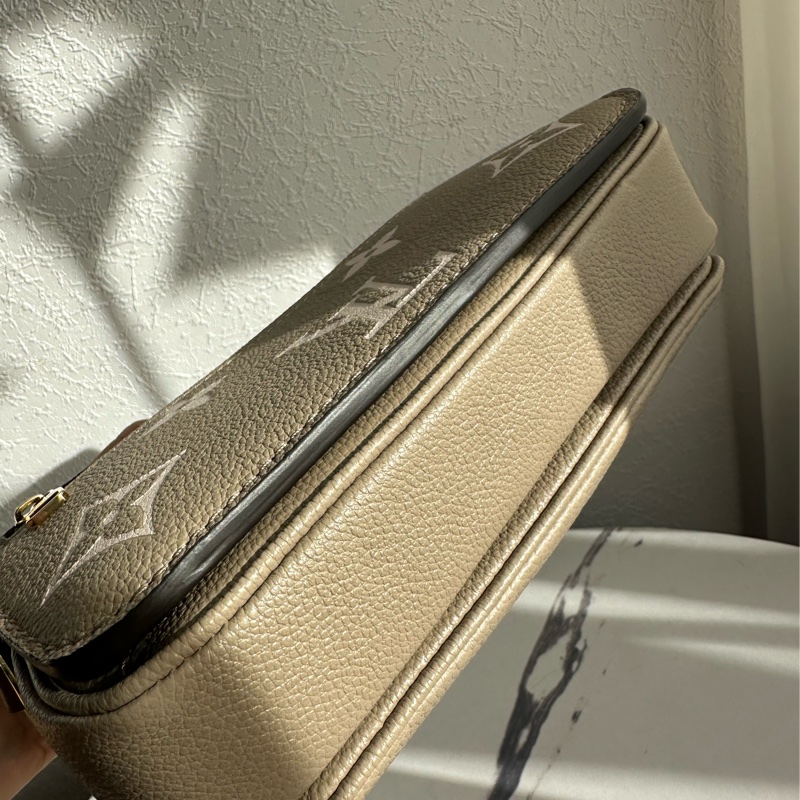 Lv斑鳩灰法棍包🌟🌟🌟雙背帶-15