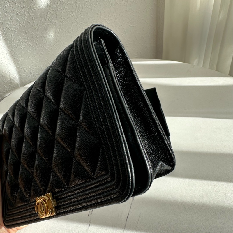 Chanel boy woc 荔枝皮革-4