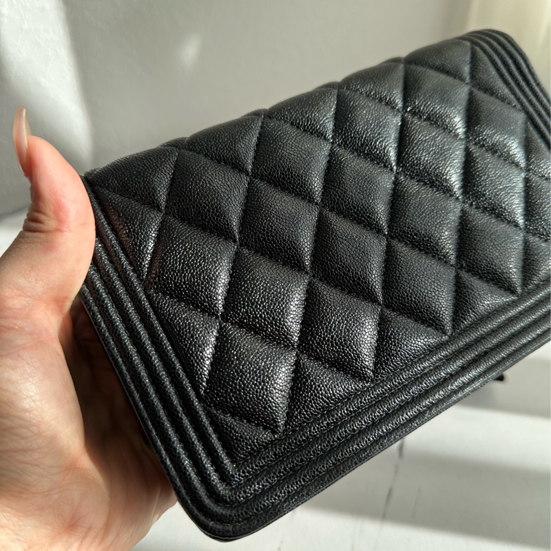 Chanel boy woc 荔枝皮革-6