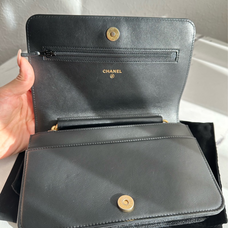 Chanel boy woc 荔枝皮革-15