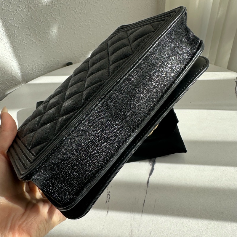 Chanel boy woc 荔枝皮革-17