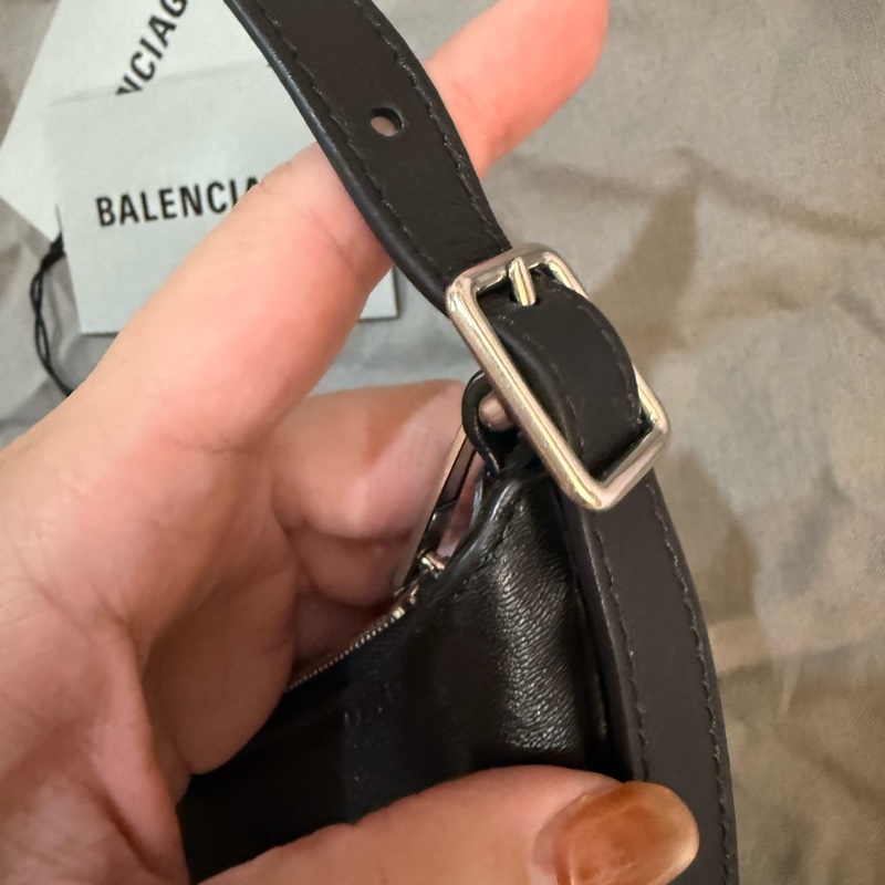 Balenciaga Mary-Kate Sling 肩背包-4