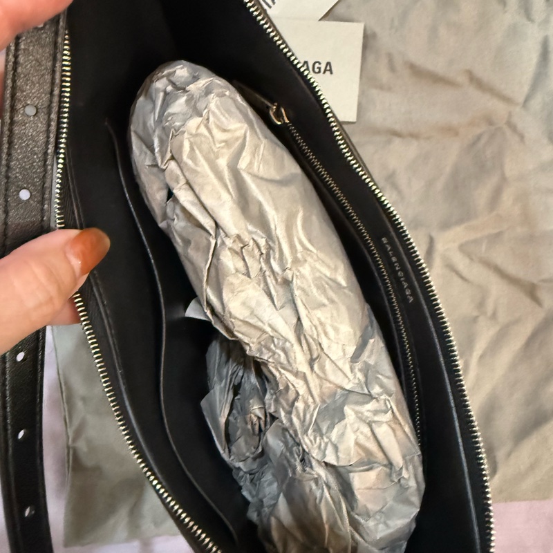 Balenciaga Mary-Kate Sling 肩背包-6