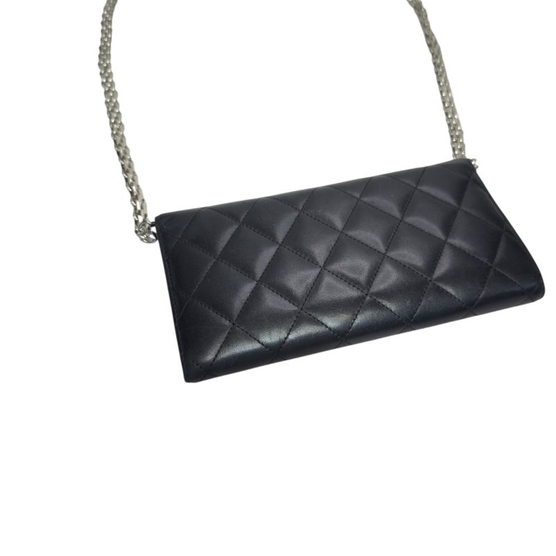 CHANEL *自加鏈>送無品牌扣+無品牌鏈帶* Cambon 長銀包 WOC-12