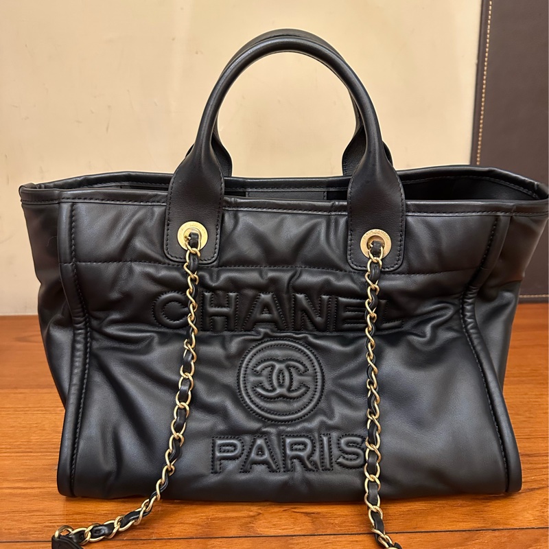 Chanel 全皮革沙灘包-0