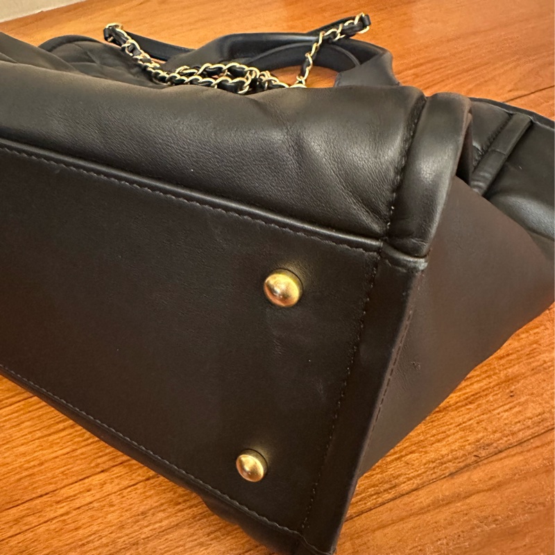 Chanel 全皮革沙灘包-11