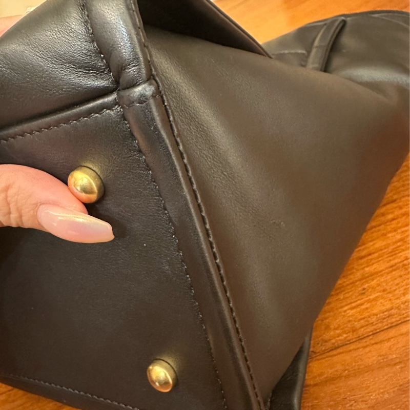 Chanel 全皮革沙灘包-14