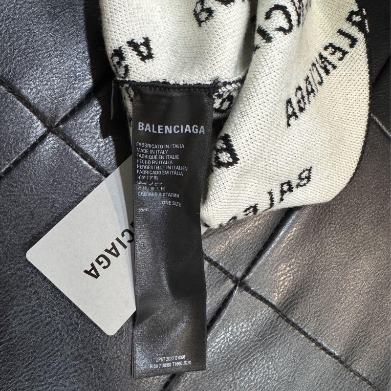 💎Han's house精品服飾💎Balenciaga 巴黎世家 滿版 針織 毛帽 義大利製 現貨 原價11500-6