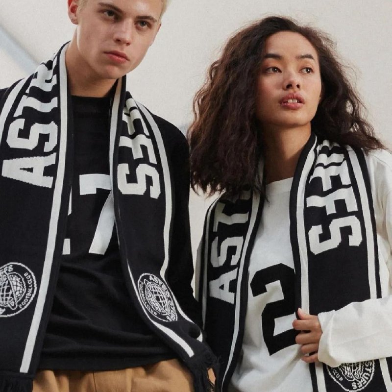 💎Han's house精品服飾💎Balenciaga 聯名 adidas 巴黎世家 圍巾 現貨 原價18000-2