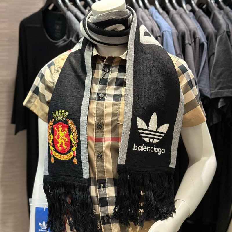 💎Han's house精品服飾💎Balenciaga 聯名 adidas 巴黎世家 圍巾 現貨 原價18000-4