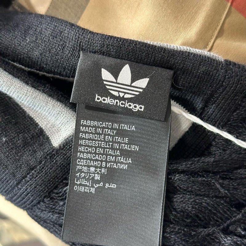 💎Han's house精品服飾💎Balenciaga 聯名 adidas 巴黎世家 圍巾 現貨 原價18000-5