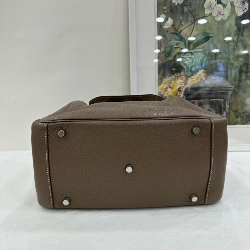 Hermes 大象灰Lindy30 銀扣 框K刻 TC皮-5