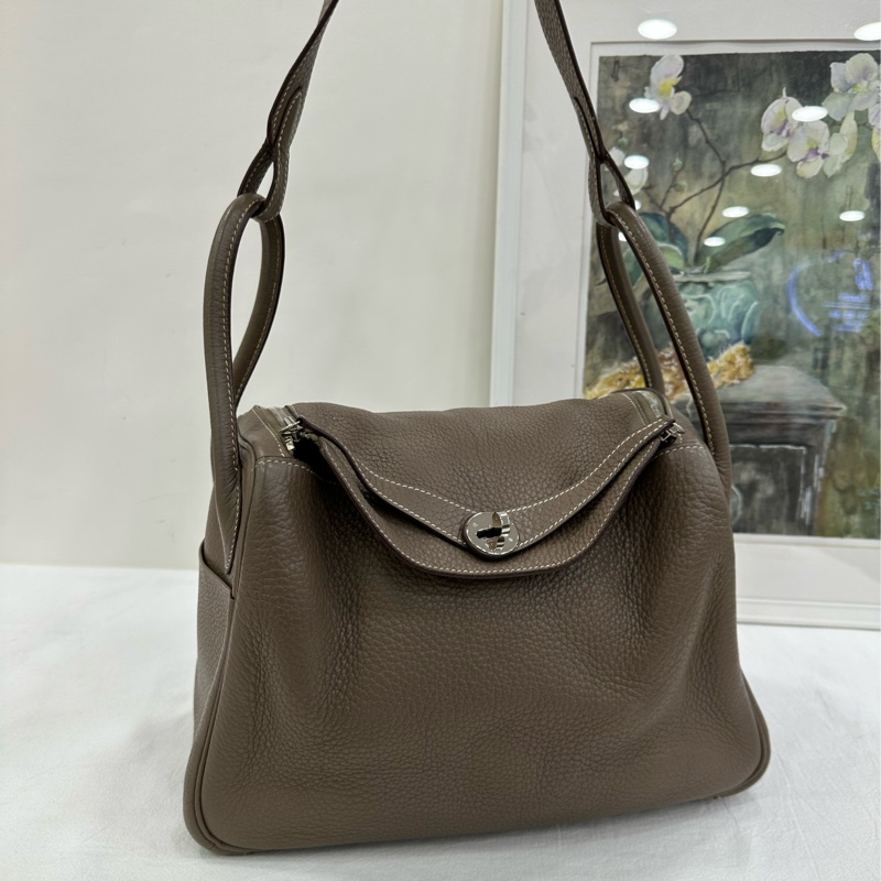 Hermes 大象灰Lindy30 銀扣 框K刻 TC皮-6