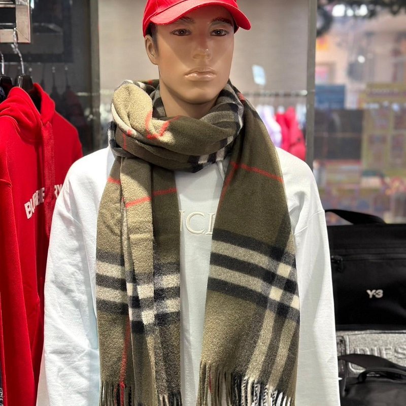 💎Han's house精品服飾💎Burberry 圍巾 格紋 羊毛 雙面 羊絨 中性 200X52 蘇格蘭制 現貨 原價25900-7