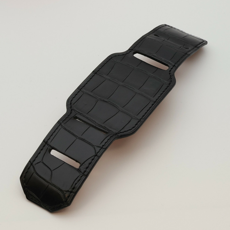 HERMES Capecod Large Model 37mm CC1.810-15