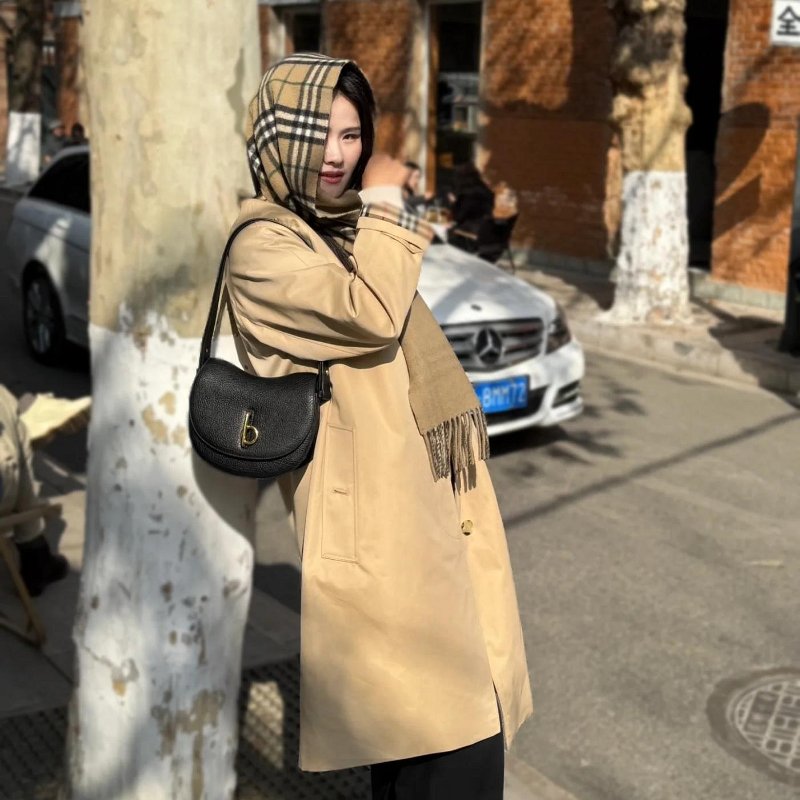 💎Han's house精品服飾💎Burberry 圍巾 格紋 羊毛 雙面 羊絨 中性 168X30 蘇格蘭制 現貨 原價22900-1