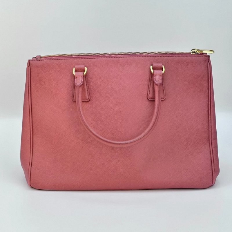 PRADA 粉色十字紋牛皮殺手包 34*22*15 98新-5