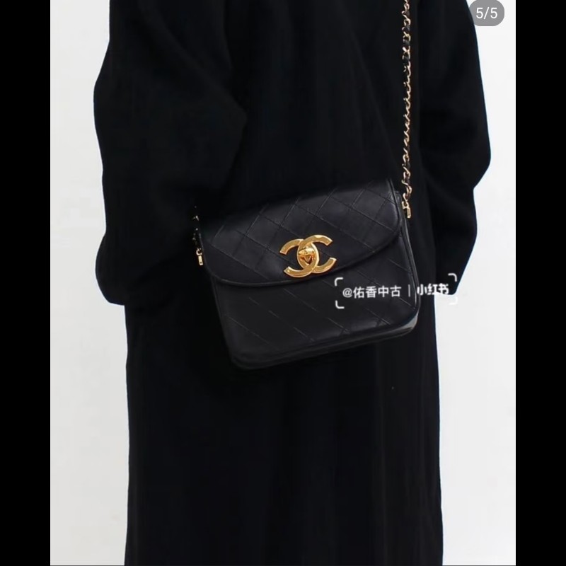 Chanel Classic Double Flap Jumbo 黑色小羊皮肩背包-1
