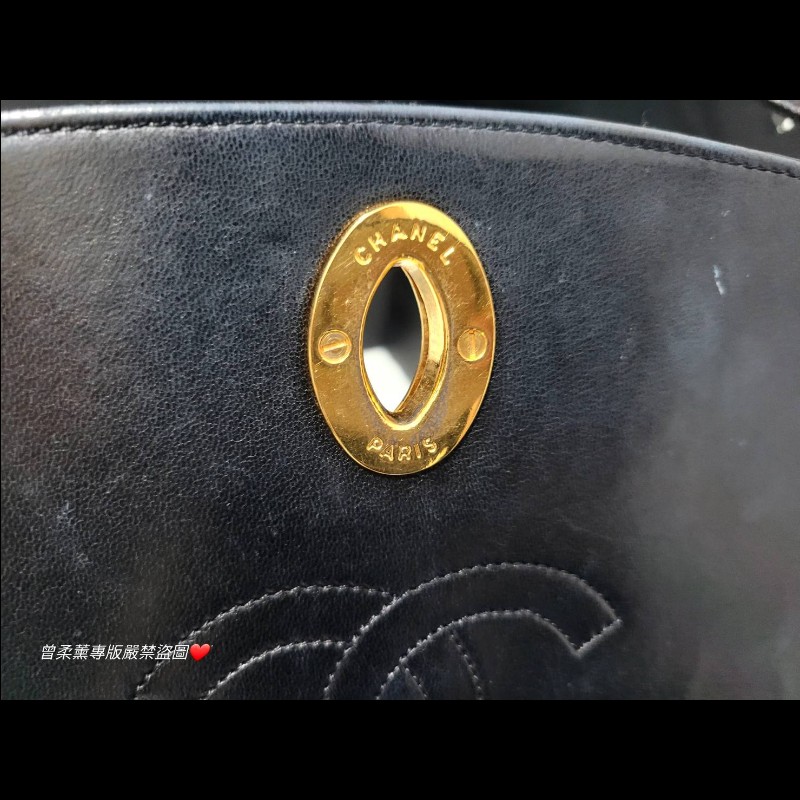 Chanel Classic Double Flap Jumbo 黑色小羊皮肩背包-18