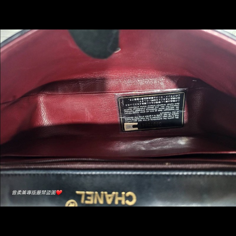 Chanel Classic Double Flap Jumbo 黑色小羊皮肩背包-20