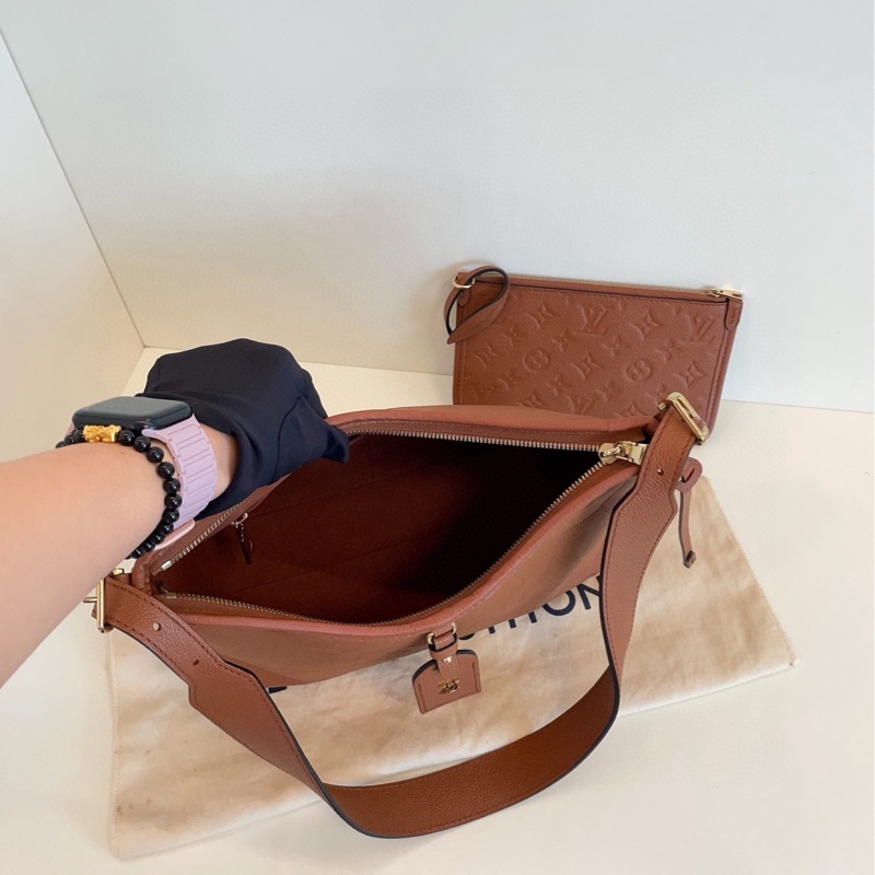 【98新🆕】LV全皮款芯片Carry all🍁焦糖色小號 單肩包-7