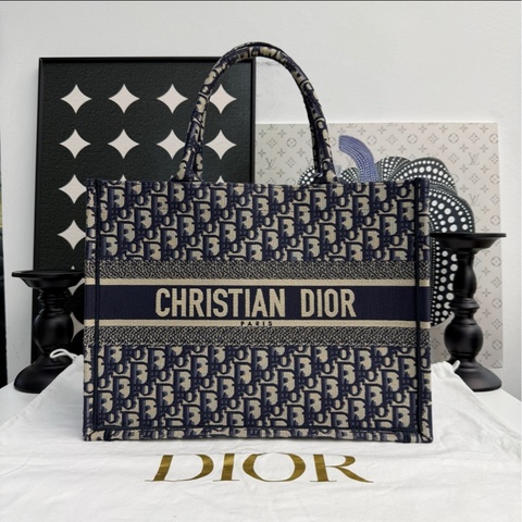 Dior Oblique經典刺繡老花tote托特 中號 手提包 尺寸約36*27.5*16.5 配件：塵袋