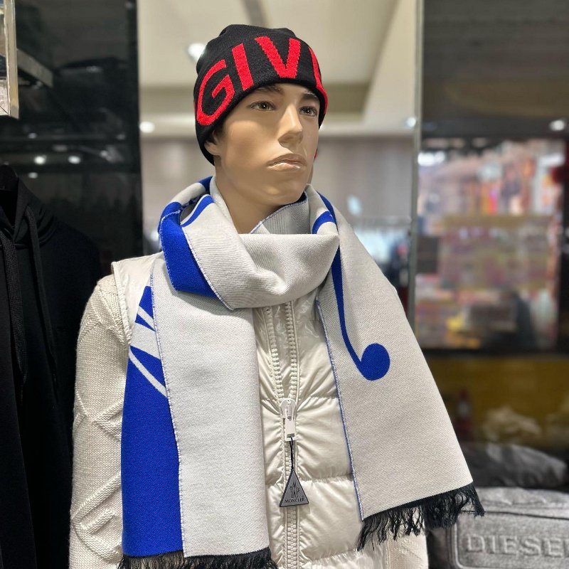 💎Han's house精品服飾💎Burberry 圍巾 羊毛 兩面用 義大利製 中性 188X30cm 現貨 原價14800-1