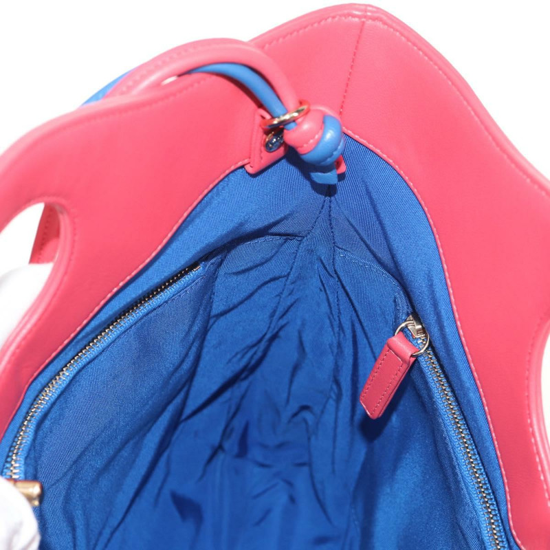 【日本直送】香奈兒 (CHANEL) 絎縫手袋，羊皮材質，兩用，藍色，金色雙C標誌，貨號 BA7491M-20