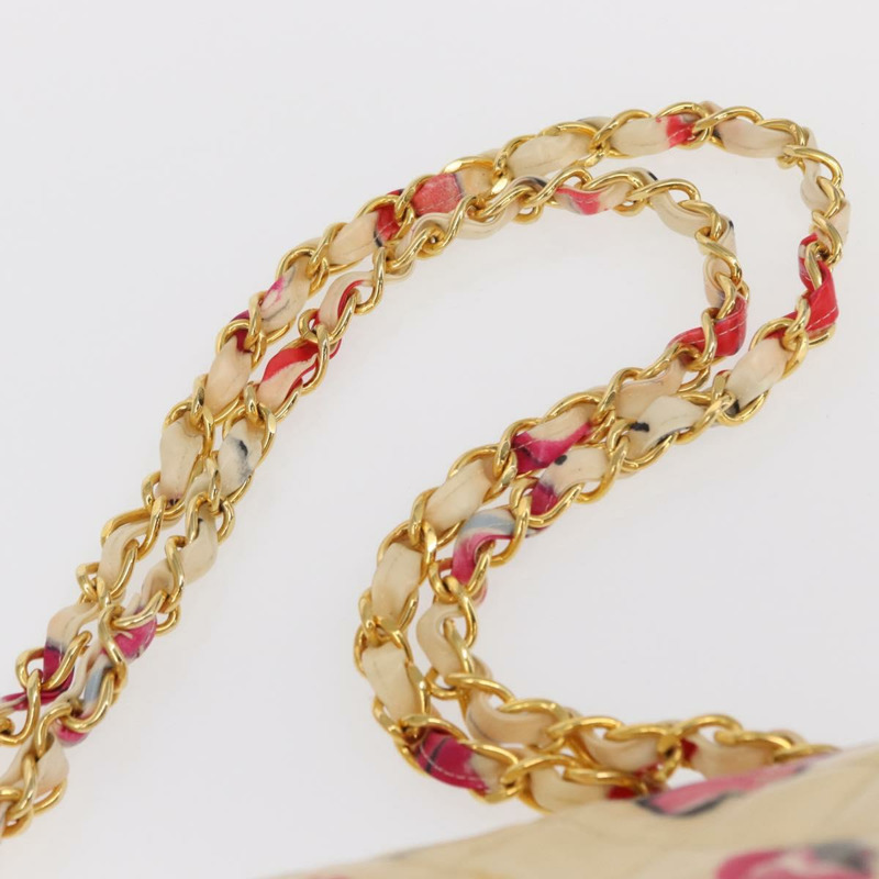 【日本直送】香奈兒 Matelasse 34 鏈條肩背包，乙烯基塗層，米色，金色雙C標誌，貨號 145579V-13