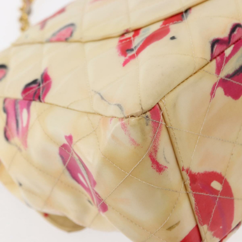 【日本直送】香奈兒 Matelasse 34 鏈條肩背包，乙烯基塗層，米色，金色雙C標誌，貨號 145579V-16