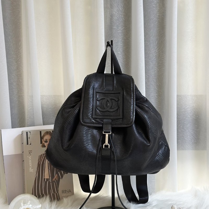 CHANEL 蜥蜴壓紋雙肩後背包 - 黑銀12開-0