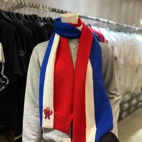 💎Han's house精品服飾💎moncler 羊毛 圍巾 意大利製 可水手洗 現貨 29 X 165CM