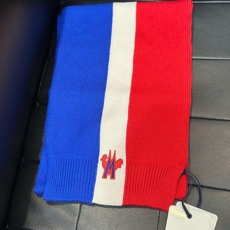 💎Han's house精品服飾💎moncler 羊毛 圍巾 意大利製 可水手洗 現貨 29 X 165CM-5