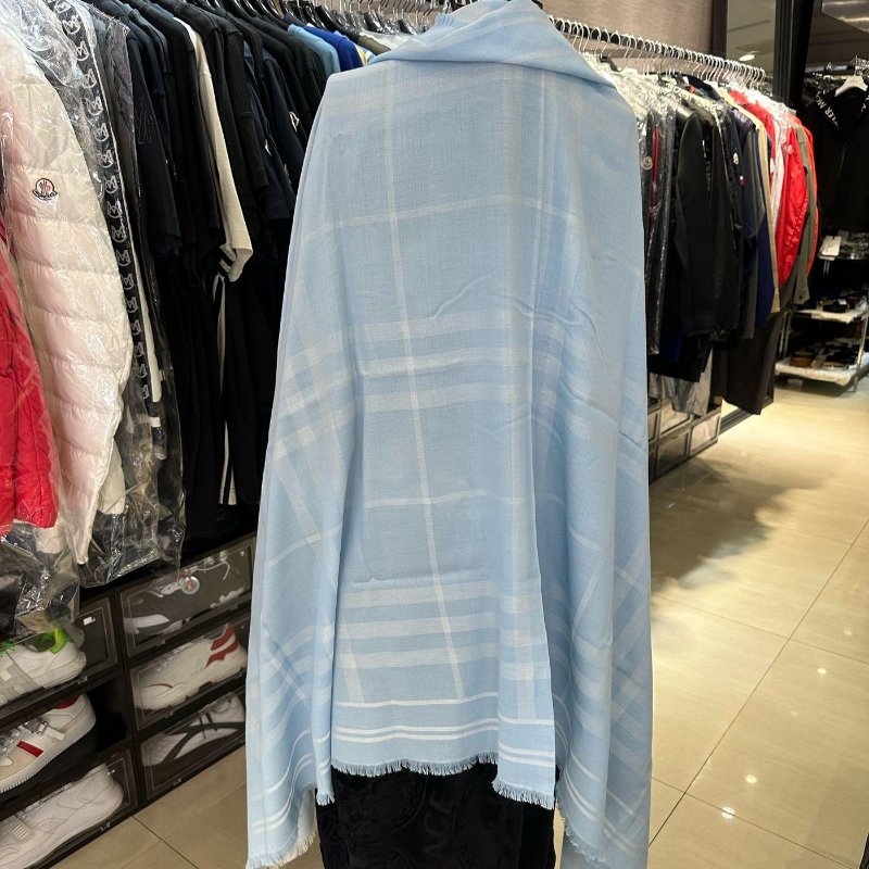 💎Han's house精品服飾💎Burberry 圍巾 格紋 羊毛 混紡 雙面 義大利製 中性-4